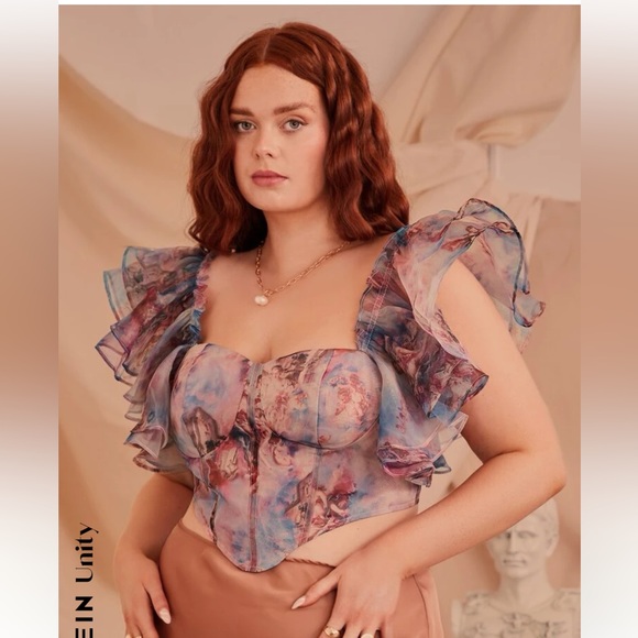 **SOLD**Size 2XL puff sleeve angel corset zip up back - Picture 1 of 8